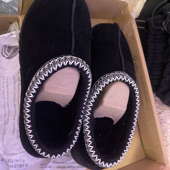 UGG tasman Slippers Black - Picture 5 of 5
